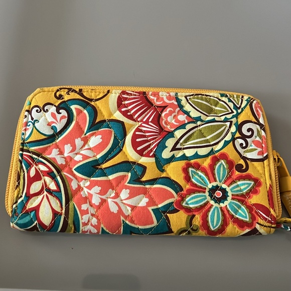 Vera Bradley quilted floral provincial long wallet - Picture 2 of 5